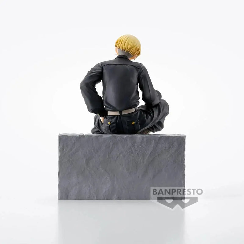 Figurine Tokyo Revengers - Chifuyu Magasin Manga