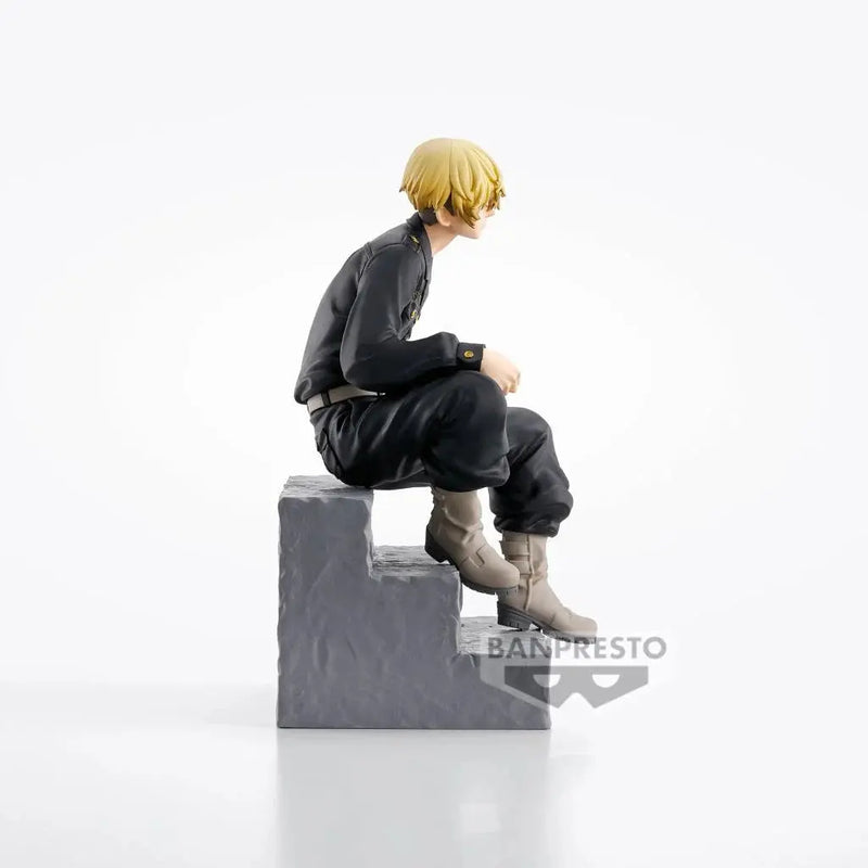 Figurine Tokyo Revengers - Chifuyu Magasin Manga