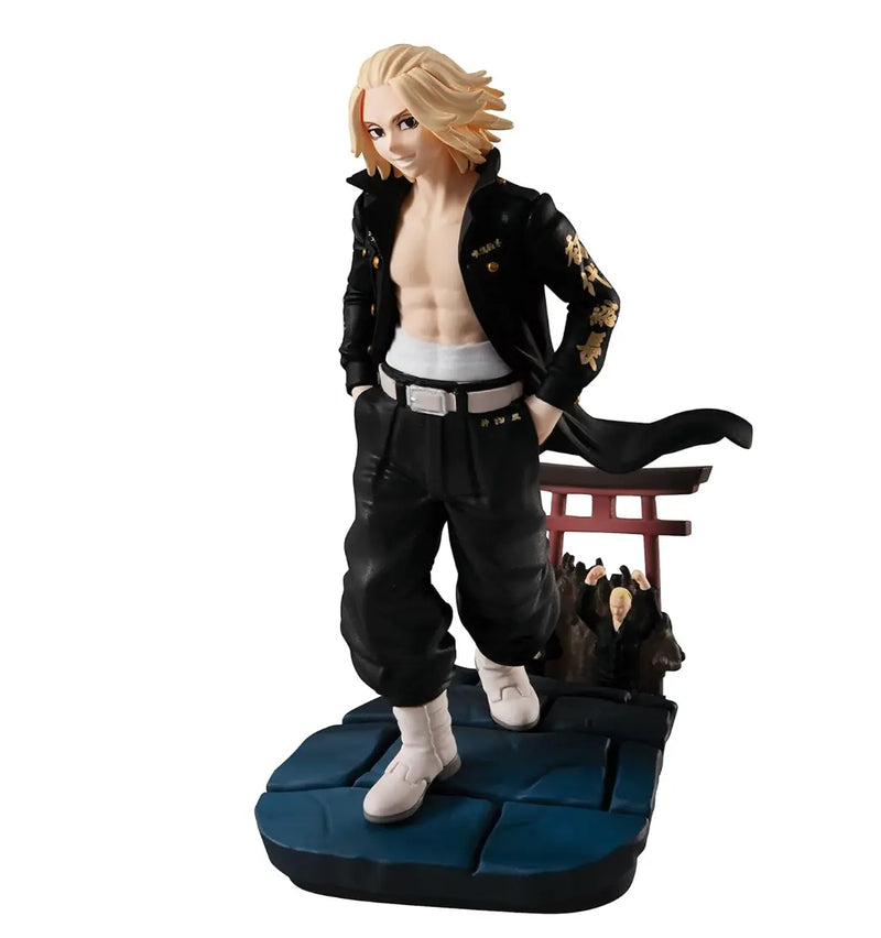 Figurine Tokyo Revengers - Mikey Magasin Manga