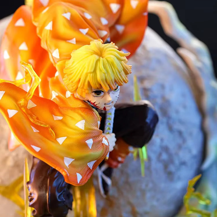 Figurine Demon Slayer - Zenitsu Agatsuma LED Édition Collector Magasin Manga