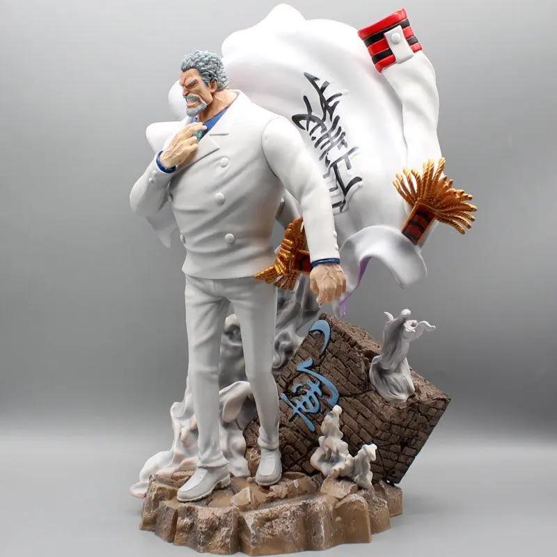 Figurine One Piece Monkey D. Garp Le Héro de la Marine - Magasin Manga