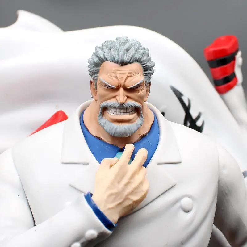 Figurine One Piece Monkey D. Garp Le Héro de la Marine - Magasin Manga